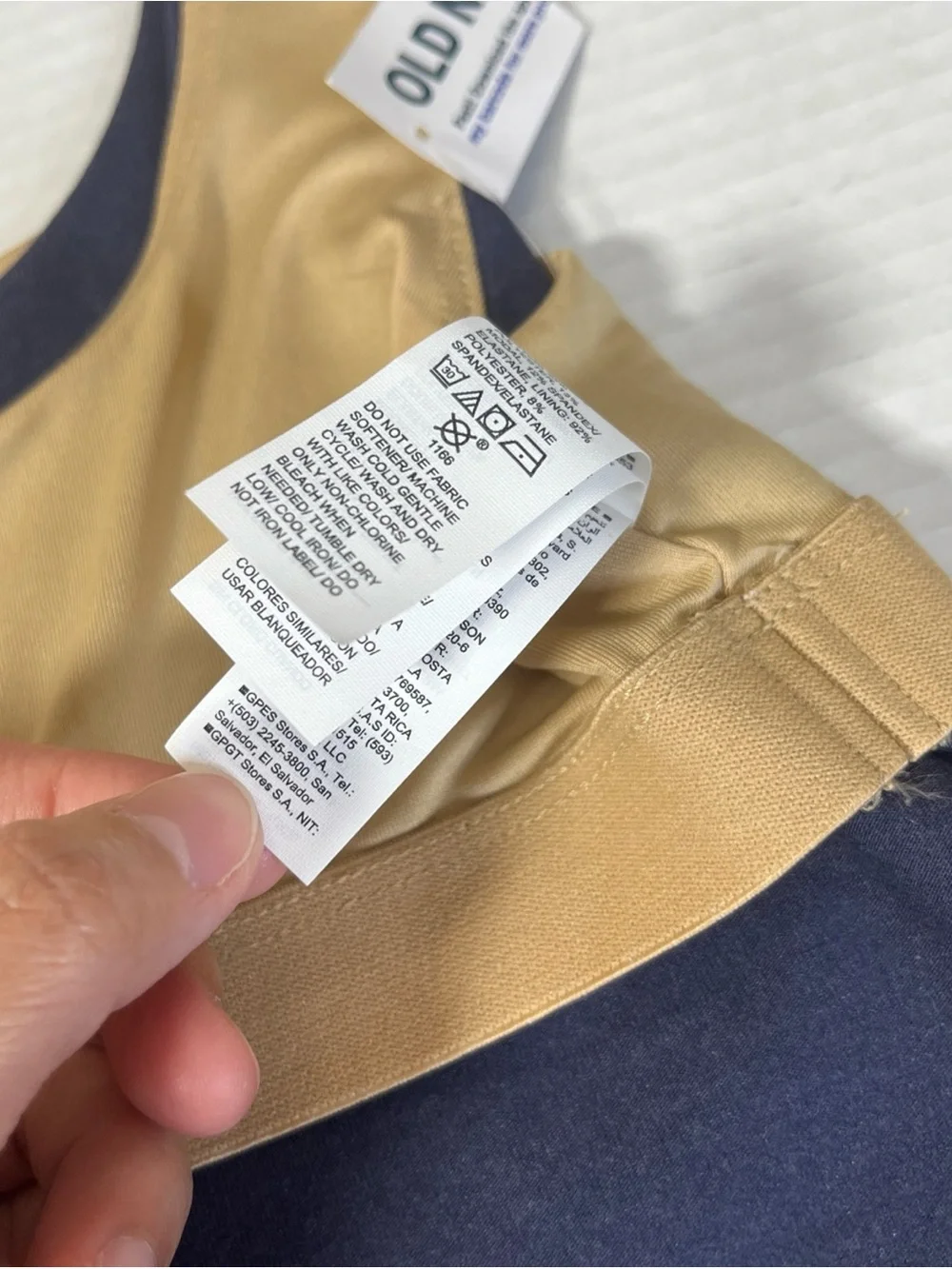 Old Navy Active Reversible Sports Bra in Navy & Gold